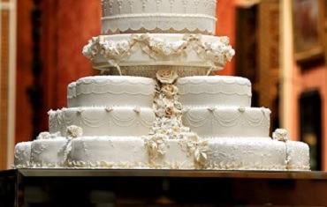 Biseri, srebro, zlato: glamurozne torte za svadbe koje oduzimaju dah